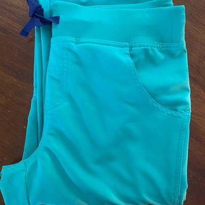 FIGS Surgical Green Scrub Set